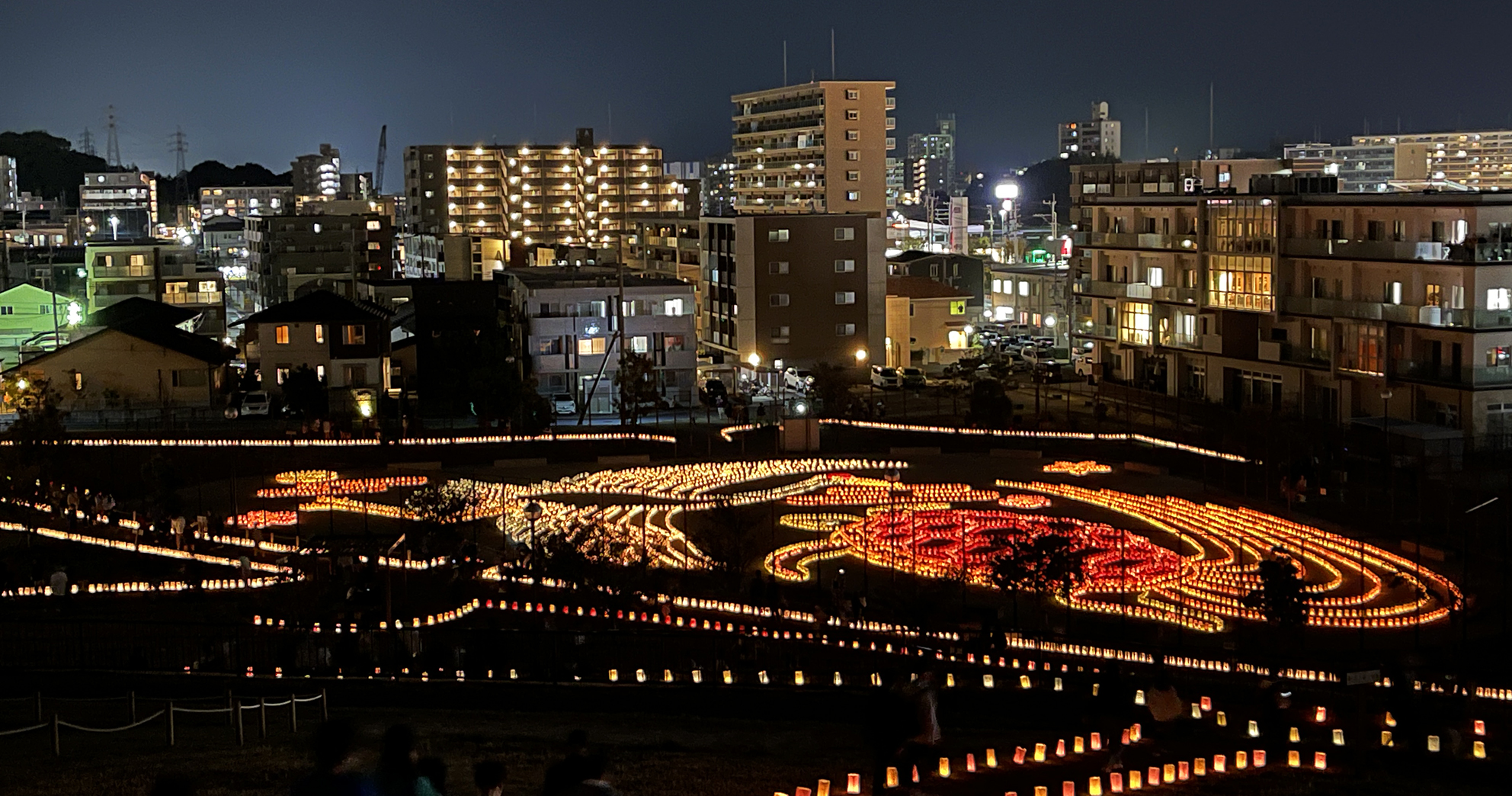 7千個の灯明！山ノ鼻古墳公園灯明まつり｜新着情報｜医療法人永寿会